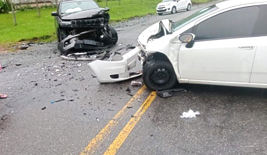 M�e morre e beb� fica ferido em acidente em Pomerode 