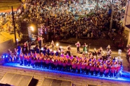 Escadaria da Igreja Matriz recebe Espetculo de Natal nesta tera
