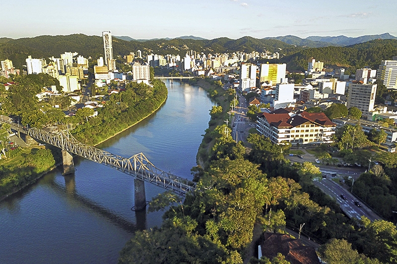 Blumenau entre os destinos tendência nacional para 2024, aponta Booking