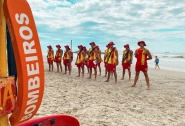 Bombeiros iniciam Operao Veraneio em 155 praias de Santa Catarina