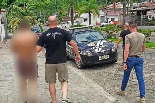 Mulher mantida em c�rcere foge e pede ajuda a vizinhos ap�s ser estuprada no Vale do Itaja� 