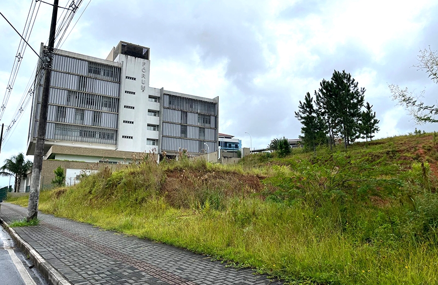 Prefeitura doa terreno para constru��o da nova sede da Pol�cia Militar em Gaspar