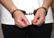 Homem � encontrado morto em casa e companheira � presa no Alto Vale