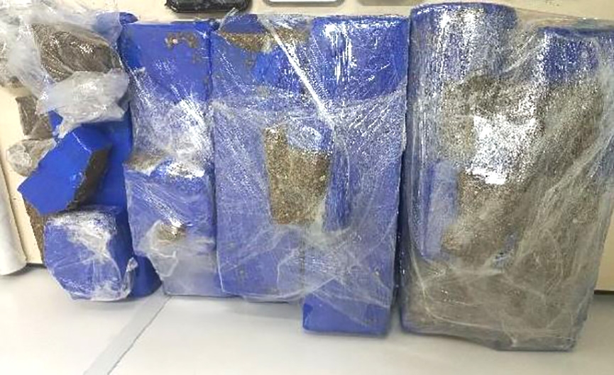 Traficantes atiram contra policiais e acabam presos em Blumenau