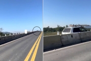 Ve�culo � flagrado em passarela de pedestres em cima da ponte de Ilhota
