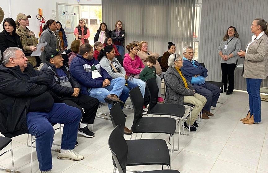 Golpes e acidentes domsticos so temas de roda de conversa com idosos