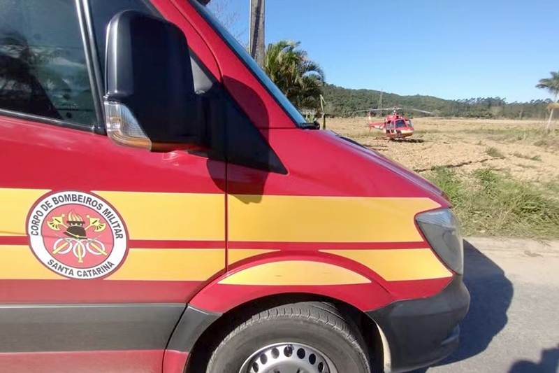 Homem morre aps inalar fumaa durante queima de vegetao em SC