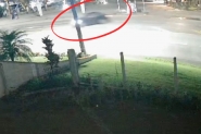 Vdeo: carro roda na Rodovia Jorge Lacerda, em Gaspar