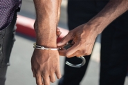 PM prende jovem de 23 anos no bairro Coloninha, em Gaspar