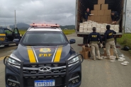 Carreta com mais de 1 tonelada de cocana  interceptada na BR-101