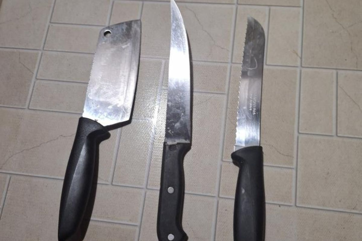 Homem ameaa mulher com faca, tenta agredir PM com socos e acaba preso em Blumenau 