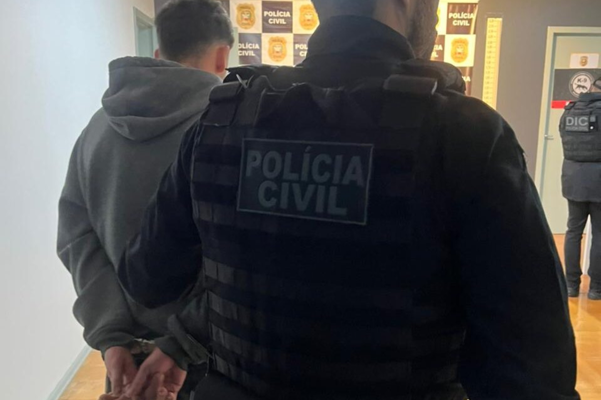 Pol�cia Civil de SC prende grupo suspeito de matar homem e incendiar corpo em Lages