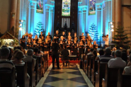 Coro Santa Cecília realiza Concerto de Natal na Igreja Matriz de Gaspar nesta segunda