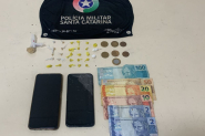 Adolescentes tentam fugir da PM mas acabam apreendidos por tr�fico de drogas em Gaspar