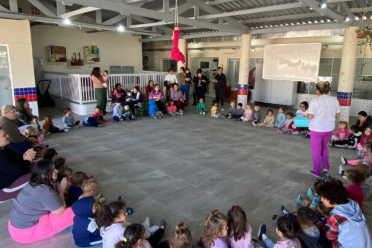 Come�a o Plant�o de Janeiro nos CDIs de Gaspar: quase 1.000 crian�as foram inscritas