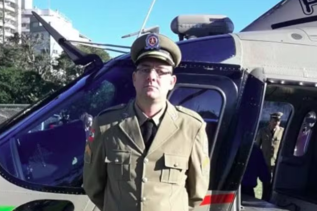 Sargento da PM morre ap�s ser atingido por tronco de �rvore no Norte de SC