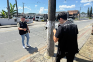 'Opera��o Limpa Fios': Procon de Gaspar recebe mais de 50 den�ncias de fios em postes em dois meses