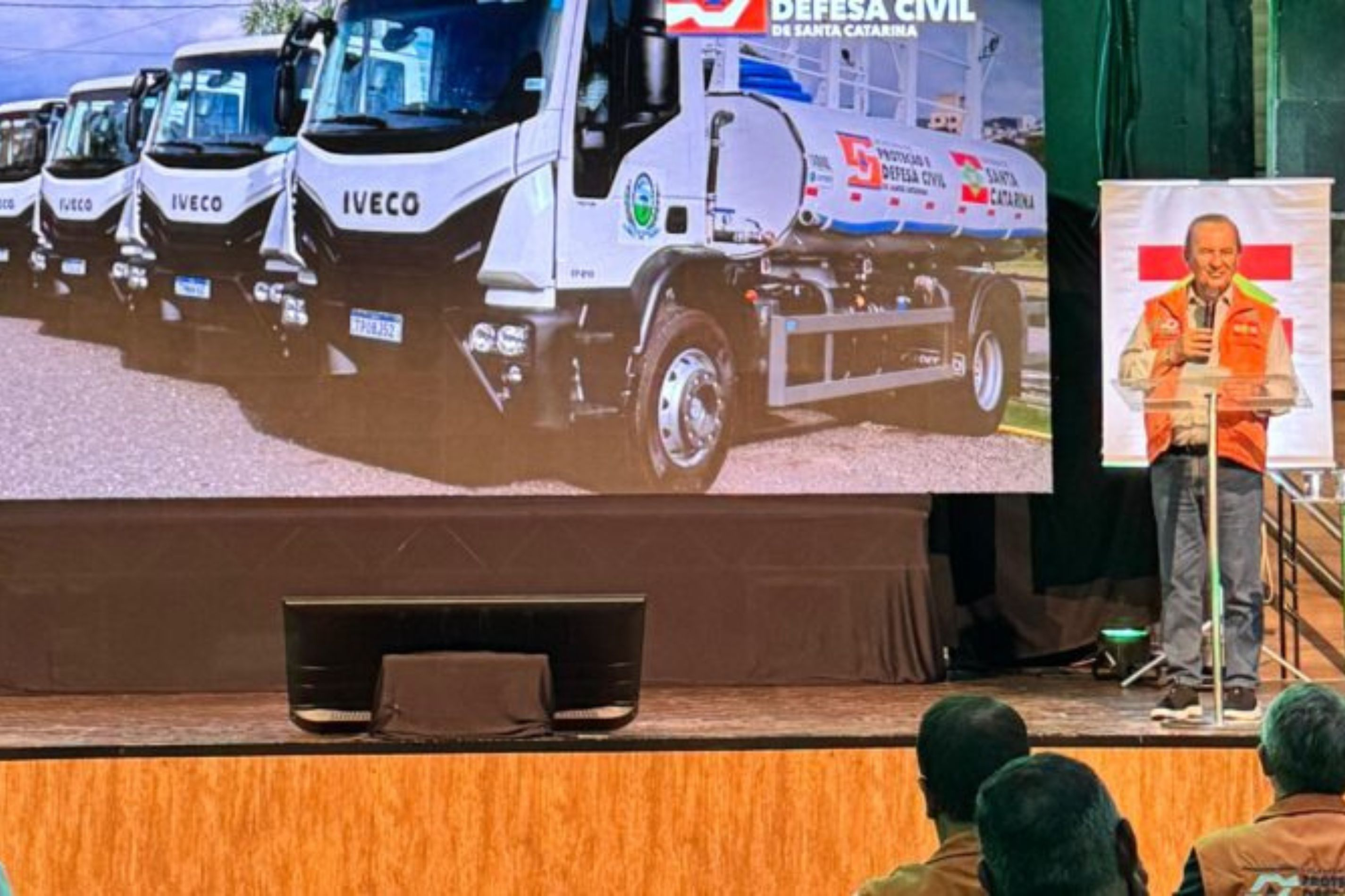 Gaspar recebe mais de R$20 milh�es em investimentos do Governo do Estado