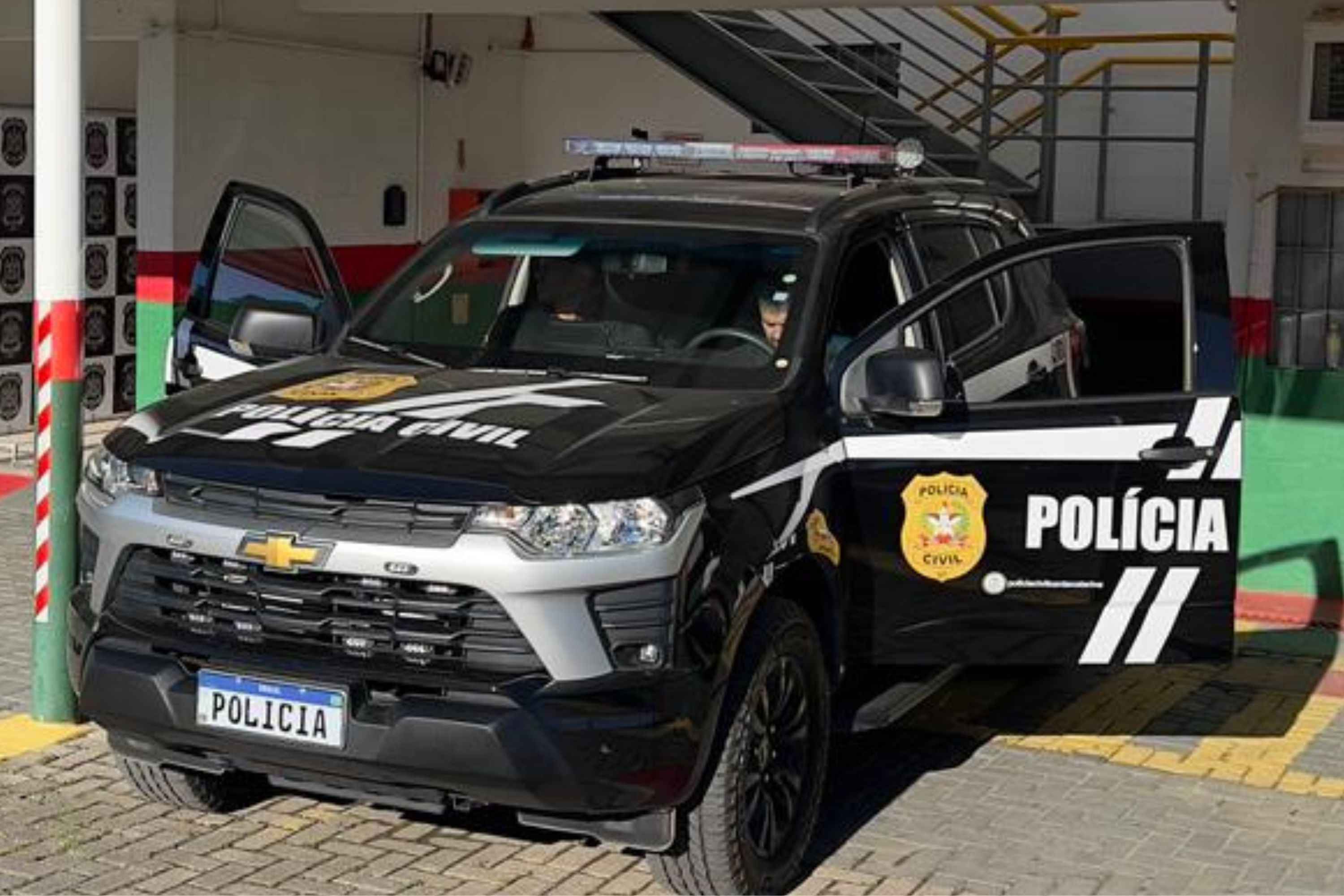 Investiga��o que come�ou ap�s grande apreens�o de drogas em Ilhota prende mais tr�s pessoas