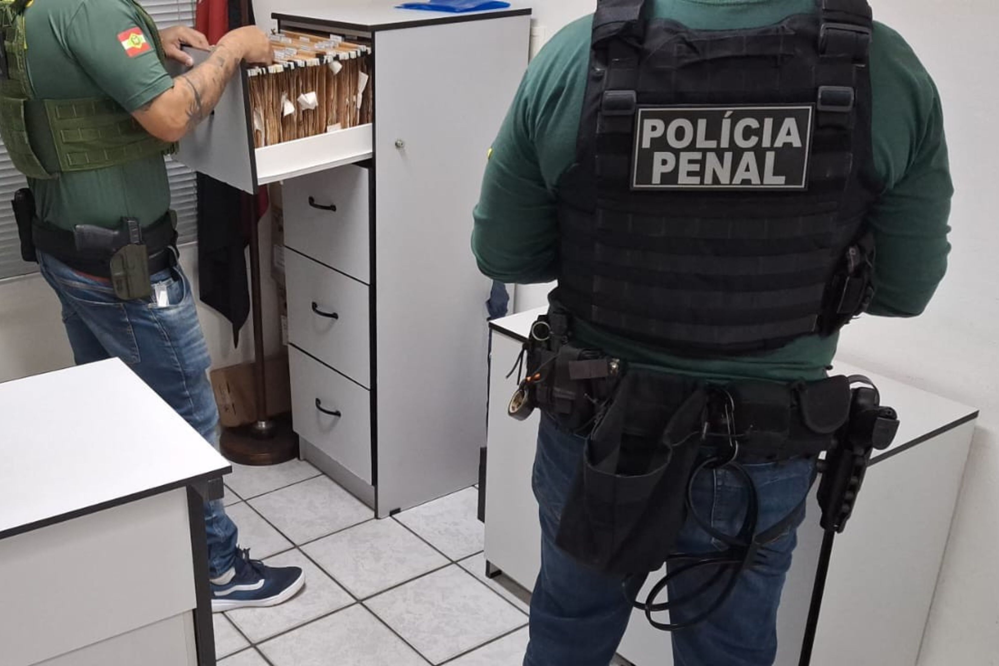 Novas opera��es do Gaeco em Blumenau miram fraudes em licita��es da merenda e da seguran�a escolar