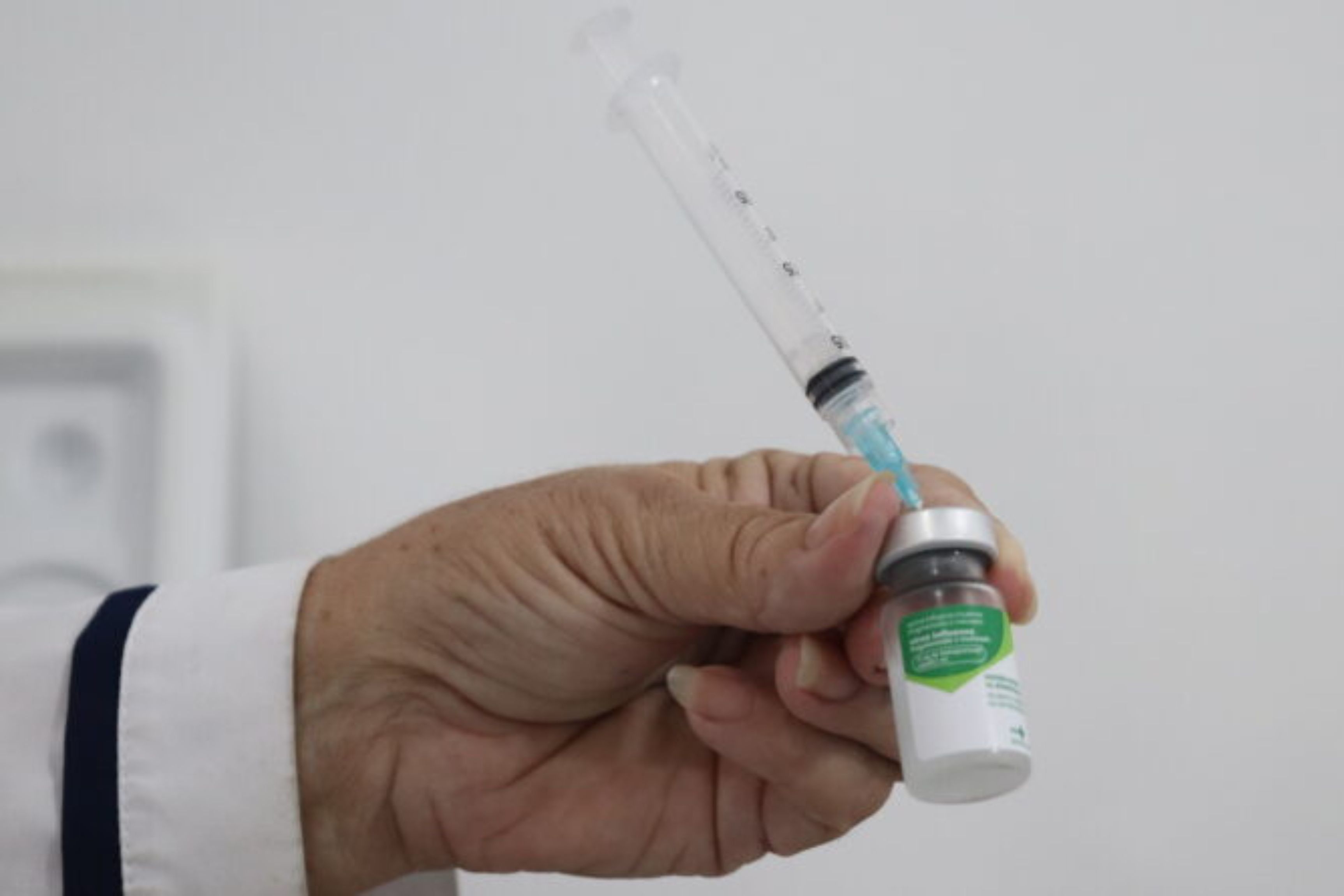 Vacina��o contra a gripe est� dispon�vel para toda a popula��o em Gaspar