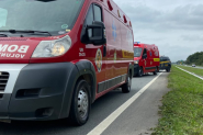 Duas pessoas ficam feridas ap�s queda de moto na BR-470, em Ilhota