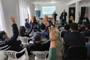 Greve no transporte coletivo de Gaspar � descartada ap�s trabalhadores aceitarem proposta para acordo coletivo