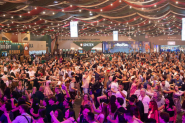 P�blico da Oktoberfest j� passa de 478 mil pessoas; 82 mil foram em um �nico dia